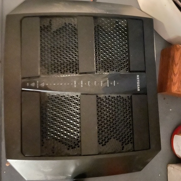 Netgear nighthawk x6s WiFi router - Picture 3 of 5